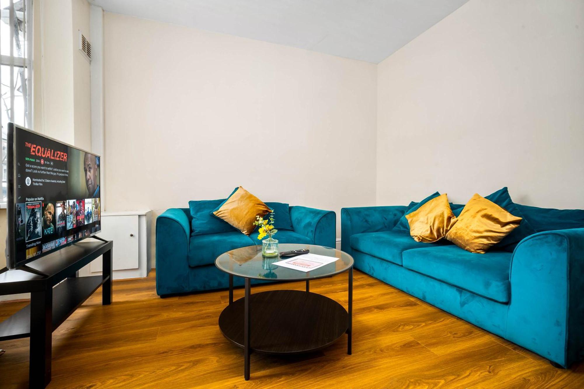 3 Bed House For Contractors & Families And Free Parking Villa Birmingham Exteriör bild